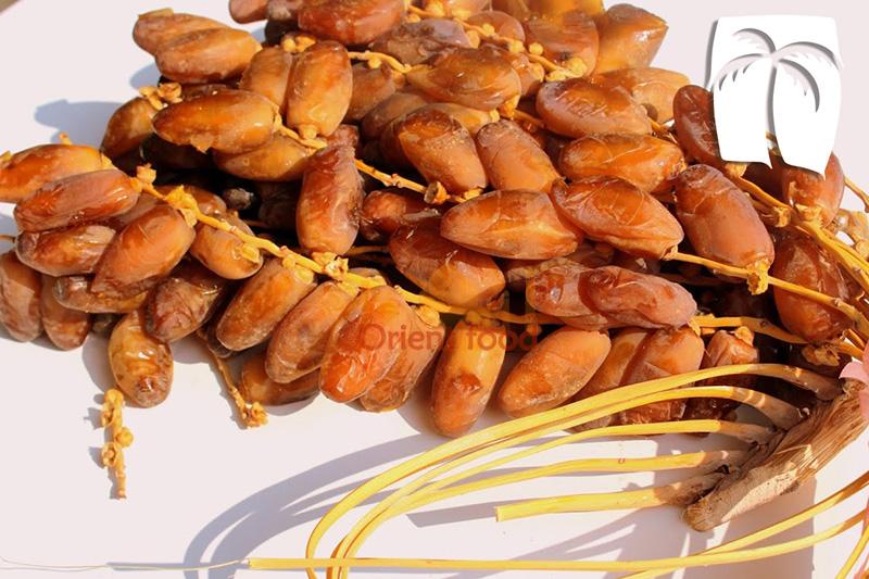 Alžírské datle Deglet Nour na větvičce 1kg